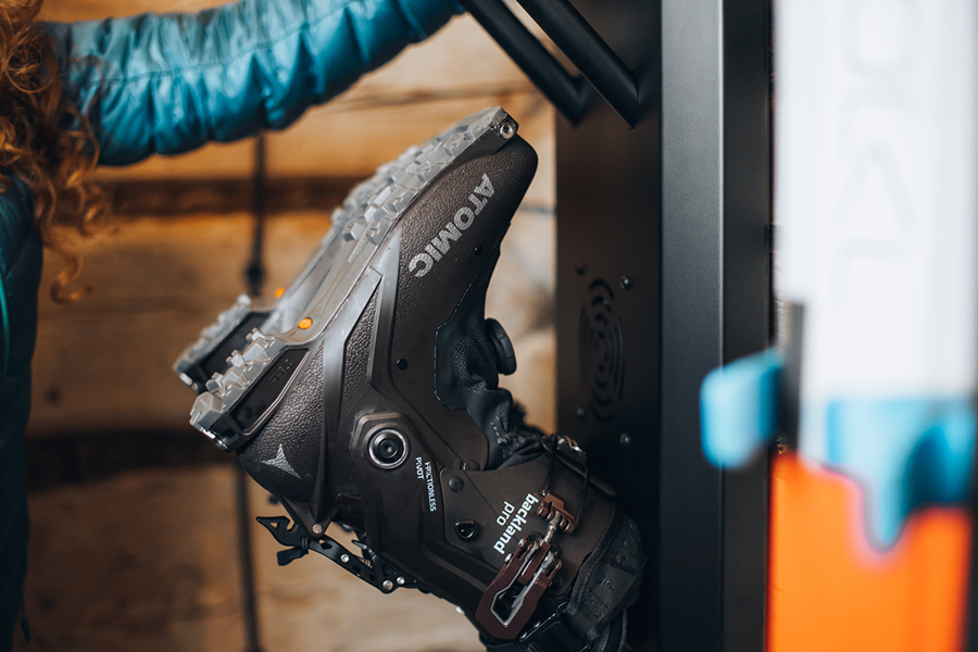 wall mounted boot dryer